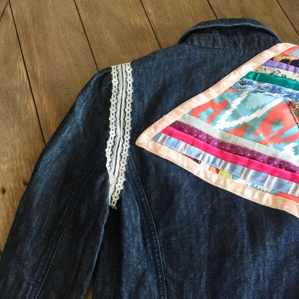 Upcycled lace patchwork boho jean jacket - Picture 15 of 15